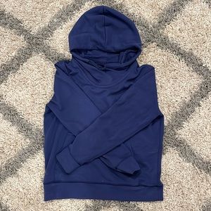 Lululemon sweatshirt